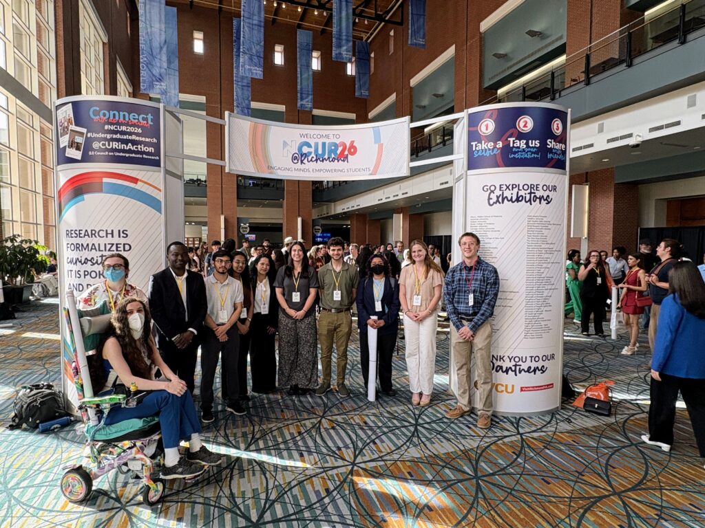 UMW students pose at the entrance to NCUR