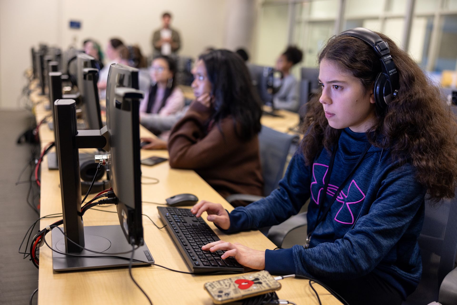 Students working in a computer lab