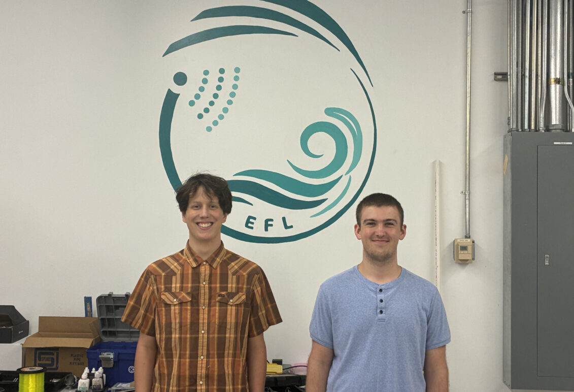 Two UMW physics students.