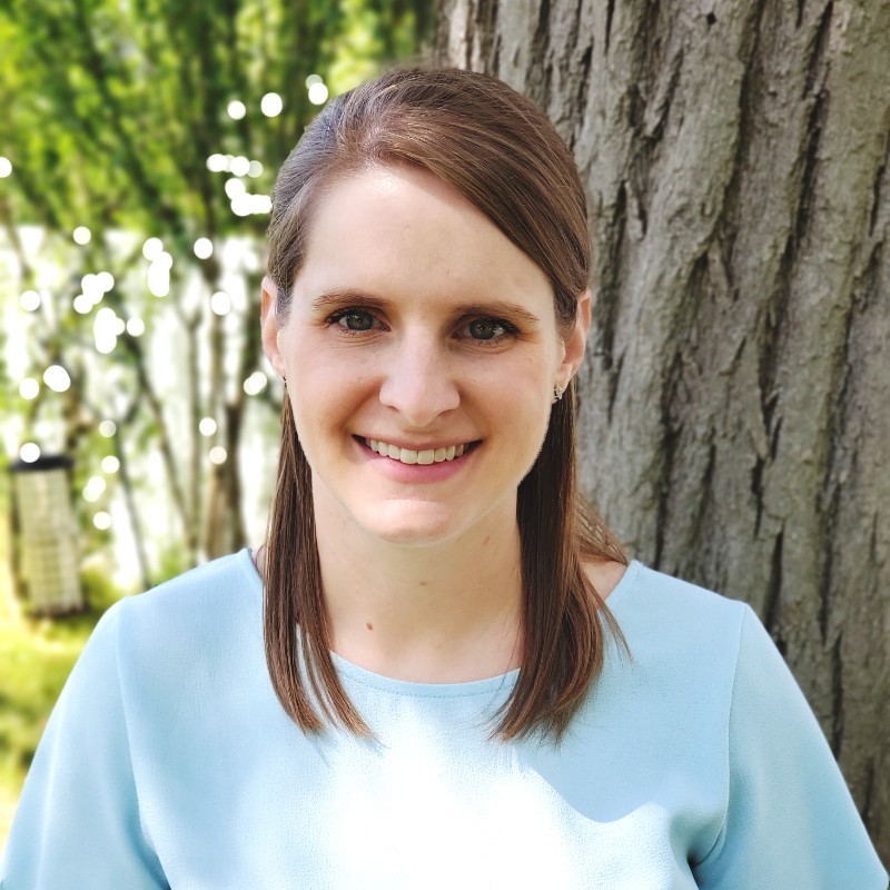 Erin Kaufmann headshot